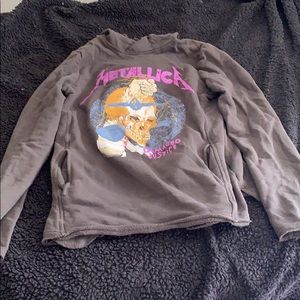 Gray Metallica sweatshirt (H&M)